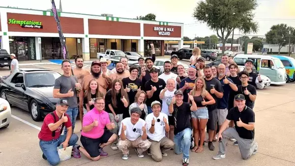 17歳・アメリカの“JK”が操る“愛車”におぎやはぎ驚き　約25年前のホンダ“名車”