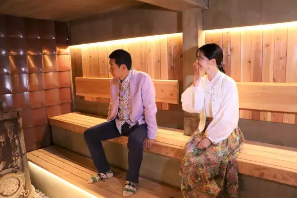 三田村邦彦、斉藤雪乃と温泉地へ　サウナ2ショット公開