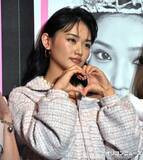 「櫻坂46山崎天“カメラ愛”を熱弁「先日数えたら20台ぐらいあって…」」の画像1