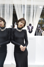 北川景子、ブラックドレスで圧巻の存在感　パリで輝くハイジュエリーまといオーラ放つ
