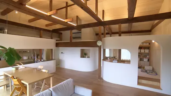建坪92坪・築70年古民家、生活スペース絞ってリノベ→ポイントは「アール」　風情そのままに快適さ実現