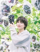 京本大我、SixTONESに空港で起きた事件を物申す「ちょっと悔しかったです」　『CanCam』連載再登場でぶどう狩りを体験