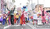 「仲里依紗・千葉雄大・森崎ウィン・永尾柚乃、USJで“ルール無用”踊りまくり」の画像1