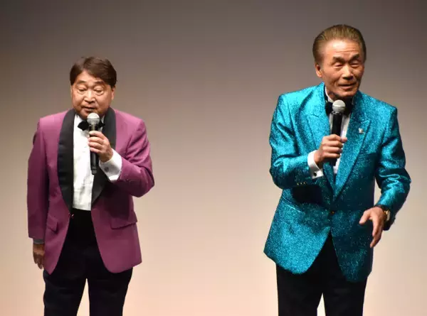 不仲→劇的な和解から5年…“おぼん・こぼん”の今　ナイツ塙宣之が紹介