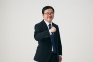 アミューズ唯一のお笑い芸人・どくさいスイッチ企画、お笑いライブ『スイッチ』開催決定　猪塚健太との異色コントも