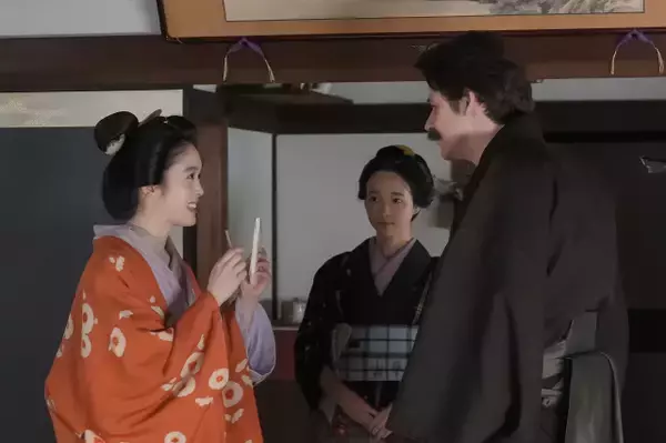 『ばけばけ』英語の勉強を再開しないか提案する　第105回場面カット