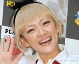 「ものまね芸人・みかん、長女の小学校入学式を報告　“パープル”のランドセルで友人らと仲良しショット「ピカピカのランドセル良いですね」「最高の入学式ですね」」の画像1