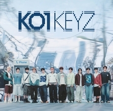 KO1KEYZ、デビューシングルが初登場1位　“30万枚”超え記録に喜び「新人賞が目標です！」【オリコンランキング】