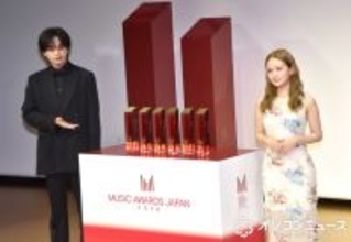 中島健人、軽快に小ボケ　畑芽育が即ツッコミ