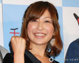 「45歳・小野真弓、涼しげな浴衣姿ではしゃぐ「キャピキャピして、可愛らしい」「とてもお似合い」」の画像1