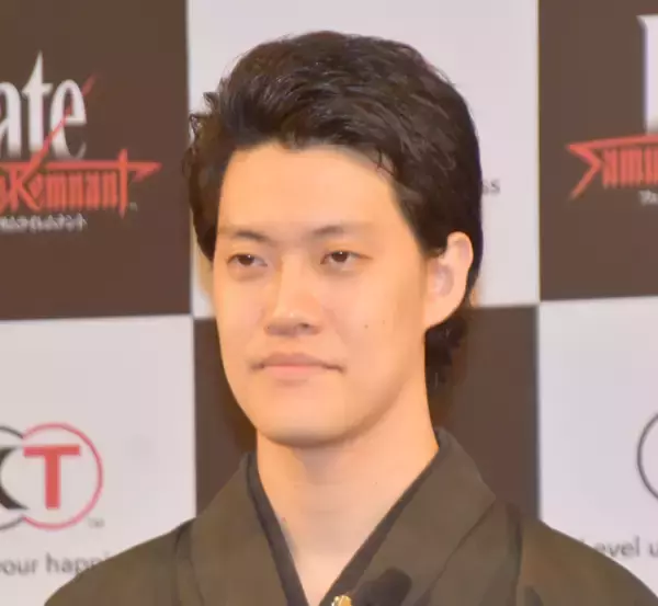 霜降り明星・粗品MC『ツッコミスター』フジ年またぎ放送決定  生配信で発表、Xでも告知
