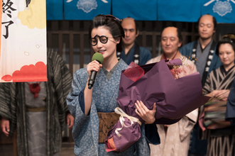 橋本愛「日の本一の旦那様！」　『べらぼう』クランクアップ