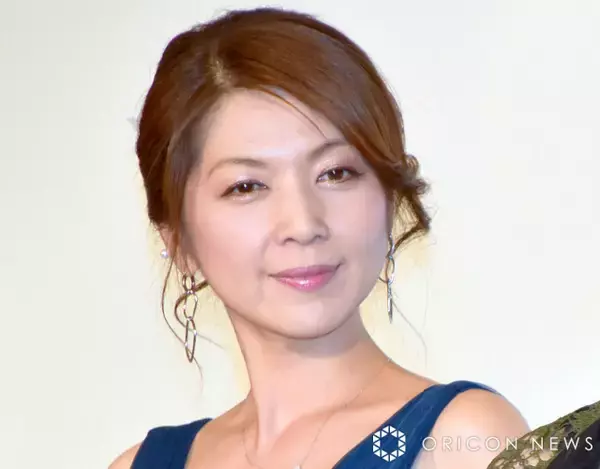 飯島直子、多忙な日の“ダイナミック”な朝食ショットに共感の声「私もよくやる～」「それもまた美味しいですよね」「そうゆう飾らないとこが良いですね」