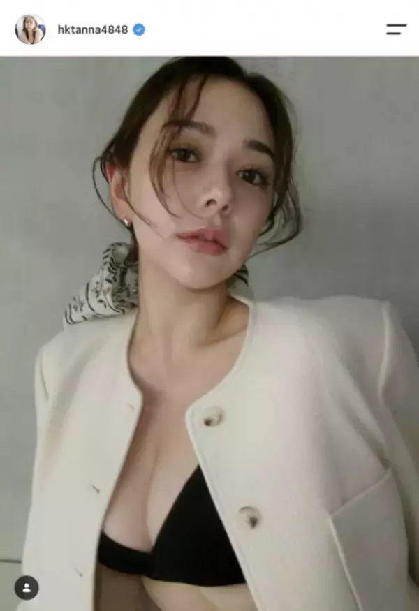 村重杏奈、ジャケットの下から美谷間あらわ　3キロ減量した“白肌ボディ”披露「セクシーでめちゃくちゃ綺麗」「刺激的すぎ」