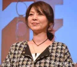 飯島直子、昼過ぎから朝4時まで飲み明かす「意外と早く終わった方です」　主演ドラマの脚本家と意気投合