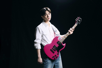 ENHYPEN・JAY、シグネチャーギター発売決定「胸が高鳴るような輝く気持ちをお届けできれば」【コメント全文】