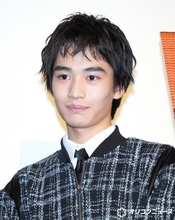 及川桃利、大人顔負けのあいさつ披露　戸田菜穂「しっかりしてますね」