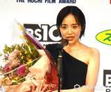 「森田望智、ワンショルドレスで華やかに　初の映画賞に喜び　『全裸監督』に続き内田英治監督に感謝「日陰から日の当たるような場所に」」の画像1