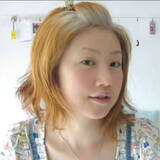 「「人生終わった」20代で半分以上が白髪に…無理な“白髪染め”をやめた女性、支えたのは夫の言葉「頑張ってるのは分かってるから、今は踏ん張れ」」の画像1