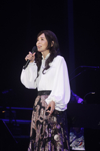竹内まりや、34年前の「家に帰ろう」の“続編的未来”を新曲に　石田ゆり子主演ドラマの主題歌