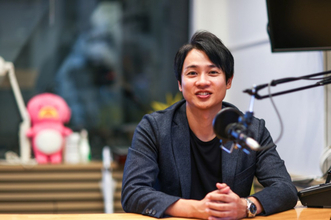 東京大学大学院進学・横山太一アナ、ABCラジオで冠番組スタート　ニュースを深掘り