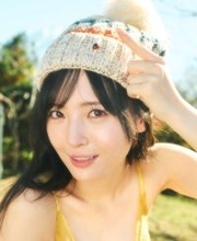 “あざと可愛いボディ”由良ゆら、富士山バックでグラビア撮影「自然の中開放感たっぷり楽しめました」