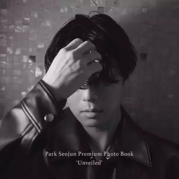 パク・ソジュン、東京で写真展を開催　写真集『Unveiled』の世界観を体感できる没入型空間やフォトゾーンなど