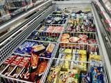 「40℃超え5日連続の7月、コンビニで何が売れた？　ローソン調査、愛知県で冷凍飲料3.5倍・高知県は氷菓2.1倍」の画像1