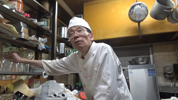 『オモウマい店』大阪の“食べ物屋”　午前7時半営業→シャッター閉めるのは午後11時…定休日以外は店で仮眠生活「人の幸せって…」