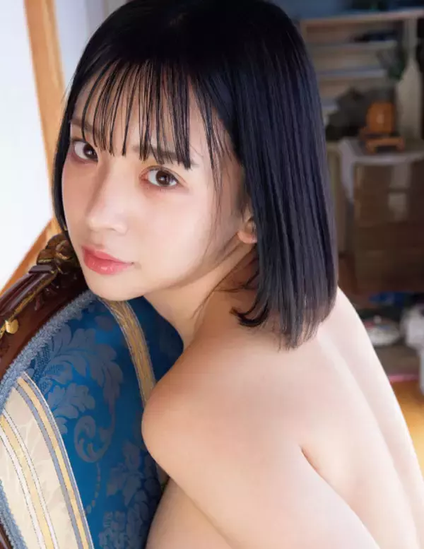 Iカップ“スーパールーキー”博多彩葉、『週プレ』史上初の快挙　4月“デビュー”の現役大学生がみせる圧巻のプロポーション