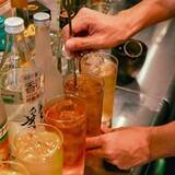 「“焼酎割り”市場、レモンサワーの牙城崩すのは「お茶割り」？　1.6倍に伸長、“食中酒”の優位性に各メーカー注力」の画像1