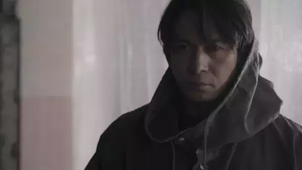 岡田准一、視聴者の「ガラスに投げ込まれたい」夢をかなえる　豪華チームで衝撃の本格アクション