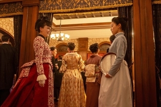 『風、薫る』得意の英語を生かして働きながら、結婚相手を探すが…　第13回場面カット