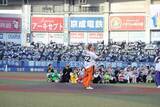 「YouTuberアイドルグループ・リアルピース、「千葉ロッテ VS. 埼玉西武」でセレモニアルピッチ」の画像1