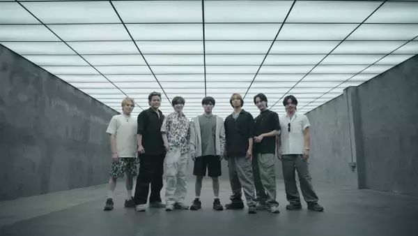 Travis Japan、デビュー曲ジャケット撮影の地へ　“夏休み”の最後に未来への決意誓う