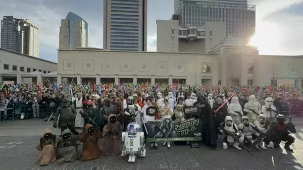 横浜みなとみらいにファン約3000人集結　“フォースとともに”「スター・ウォーズの日」を祝福