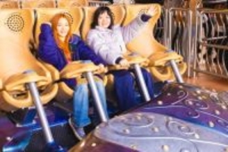 SHISHAMO、USJで絶叫　ハリドリ、ダイナソー…「めちゃめちゃ満喫」　『ユニ春！ライブ 2026』は超熱狂に