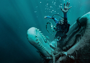 サメ映画とは何が違う？　『クジラに落ちた男』“追われる”から“飲み込まれる”へ、“生きた密室”の恐怖