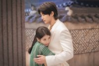 IU、ビョン・ウソクを助けるため炎の中へ飛び込む…　韓国ドラマ『21世紀の大君夫人』、あす最終回　「これが本当の愛」「お願いだから幸せに」