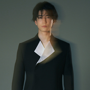 中島裕翔、新木優子との結婚を発表「心を大切にしながら歩んでいけたらと思います」