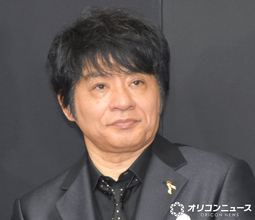 ASKAの娘・宮崎薫、エレガントなドレス姿で「近々みなさんにお知らせ」　予告にファン歓喜「美しすぎ」「お姫様みたい」
