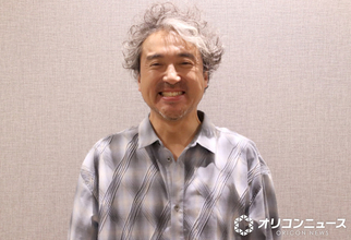 50歳・ムロツヨシ、若かりし頃の写真が話題「藤井風さんに似てる!?」「今も昔もイケメン」　インスタで“6月24日＝ムロツヨシの日”を報告