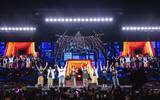 「Stray Kids、「STAYとのケミストリーをぜひお楽しみください」　ライブ映画公開で見どころやエピソード語る【独占インタビュー】」の画像1