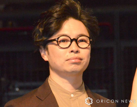 浜野謙太、モデルの妻＆娘・息子との家族4ショット披露「口元がパパそっくり」「かわいい家族！」　そろってムーミンバレーパークへ