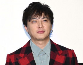 塚本高史、“イケメン弟”との2ショット「最強遺伝子」「兄貴みが素晴らしい」