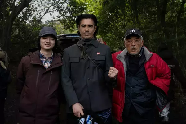 伊藤英明＆染谷将太、映画『国境』撮了　2ヶ月におよぶオール関西ロケ完遂に感謝　2027年公開決定