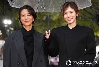 【東京国際映画祭】松岡茉優、7年ぶり東京国際映画祭レッドカーペット　雨にも笑顔「今日しか撮れない光景」