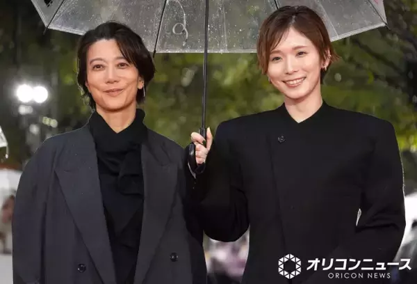 【東京国際映画祭】松岡茉優、7年ぶり東京国際映画祭レッドカーペット　雨にも笑顔「今日しか撮れない光景」