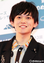 松丸亮吾、佐藤健と“ポケモン好き”2ショット公開　ポケモン世界大会を観戦「考察しながら試合観るのめちゃくちゃ楽しかった」