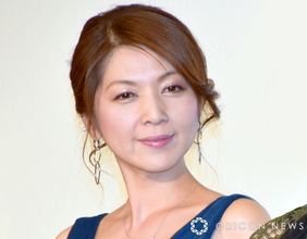 飯島直子、“50代のお兄さん”が作った手料理を紹介　男性の存在にファン騒然「まさかの男性だったのね」「素敵なご近所さん」